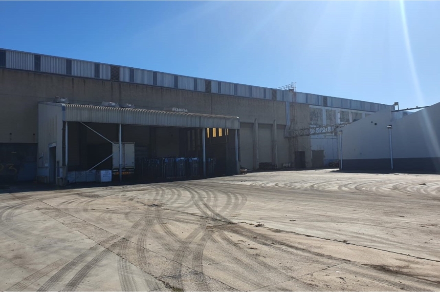 To Let commercial Property for Rent in Sidwell Eastern Cape